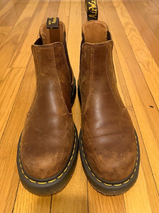 Dr. Martens  2976 Slip Resistant chelsea boots main image 3